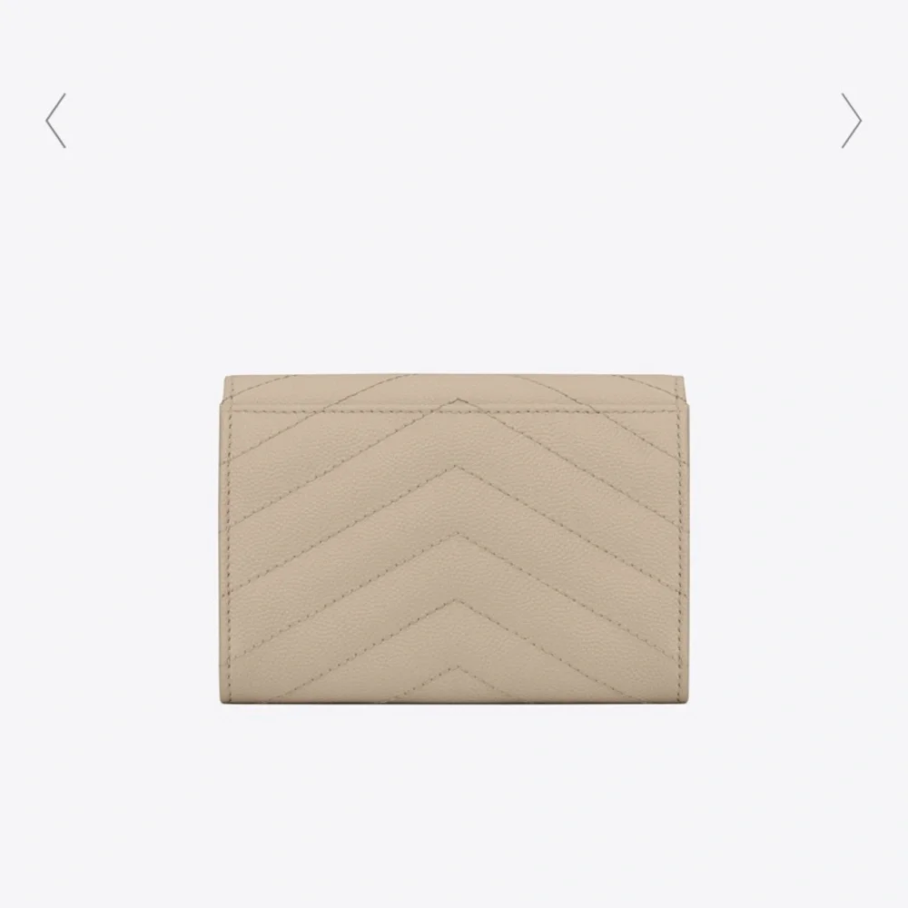 Yves Saint Laurent Beige Quilted Leather Wallet with Gold YSL Logo - Picture 2 of 7